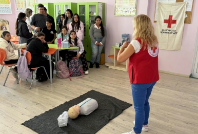 „В РИТЪМА НА СЪРЦЕТО“ – УРОК ЗА ЗДРАВЕ И ПЪРВА ПОМОЩ С УЧЕНИЦИ ОТ С. БОЯДЖИК